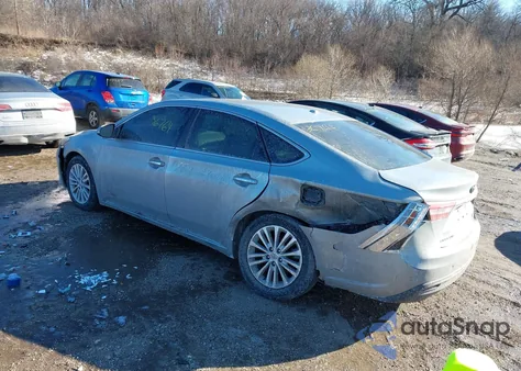 2015 Toyota Avalon Hybrid Xle Touring z USA, uszkodzony, nr VIN 4T1BD1EB8FU039591